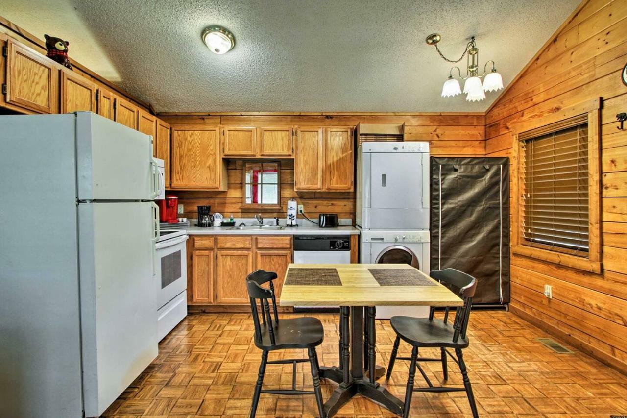River Rush- Cozy Riverfront Cabin 5 Mi To Pigeon Forge Sevierville Extérieur photo
